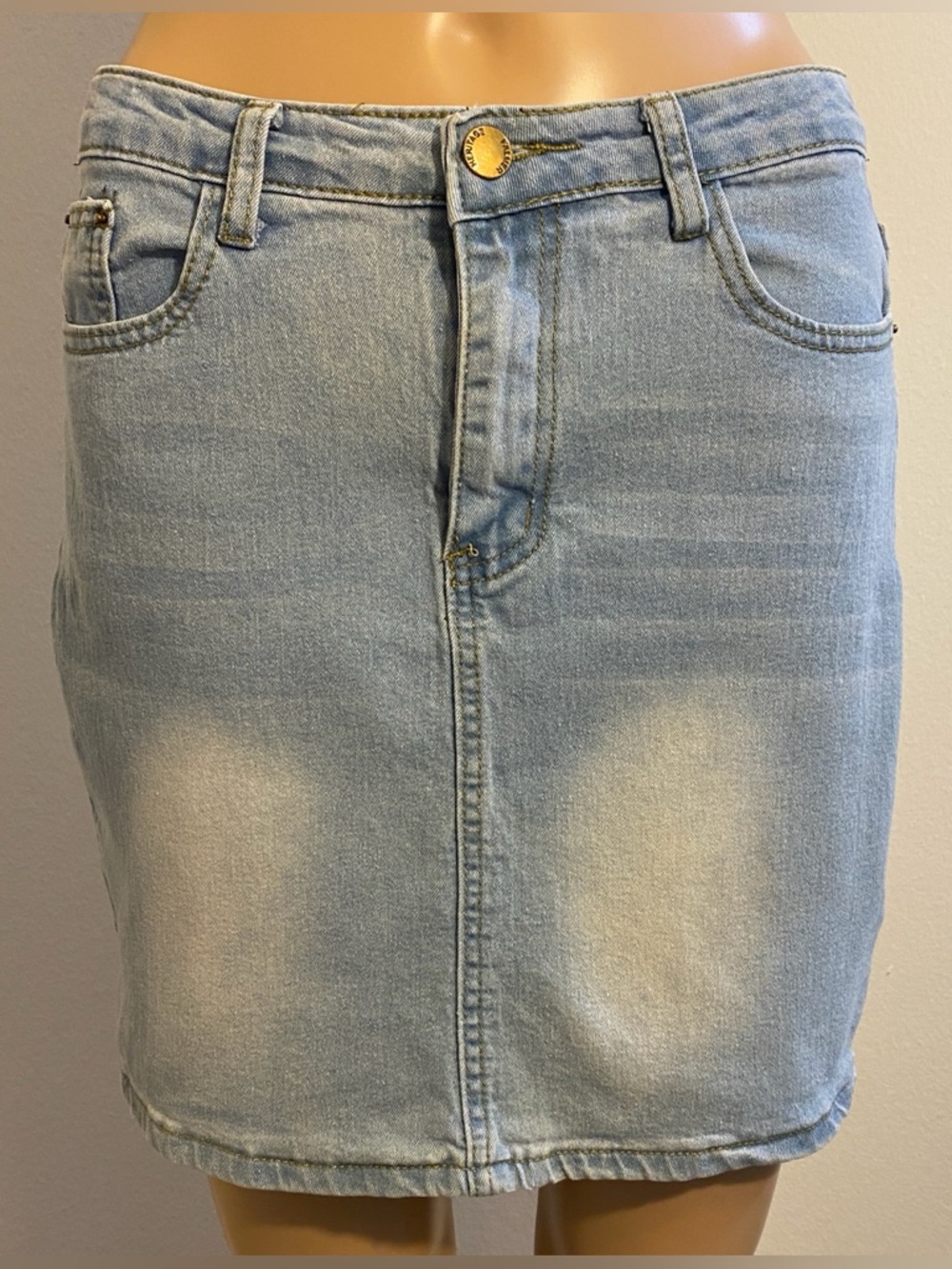 Women Angvns Faded Blue Jean Front Zipper w/ Two Back & Front Pockets Skirt